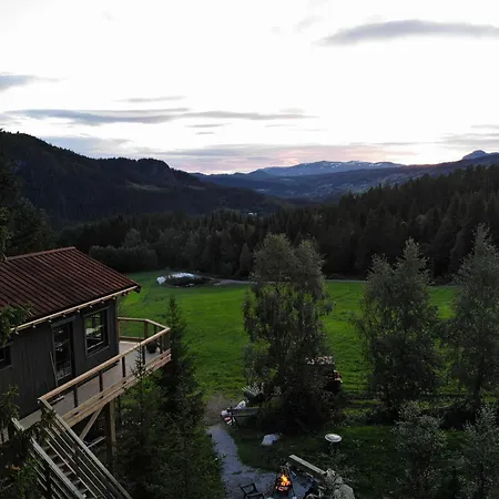 Fjellgla Tretopphytte Vakantiehuis *