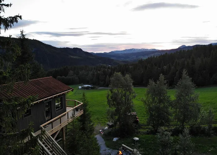 Fjellgla Tretopphytte Dom wakacyjny *